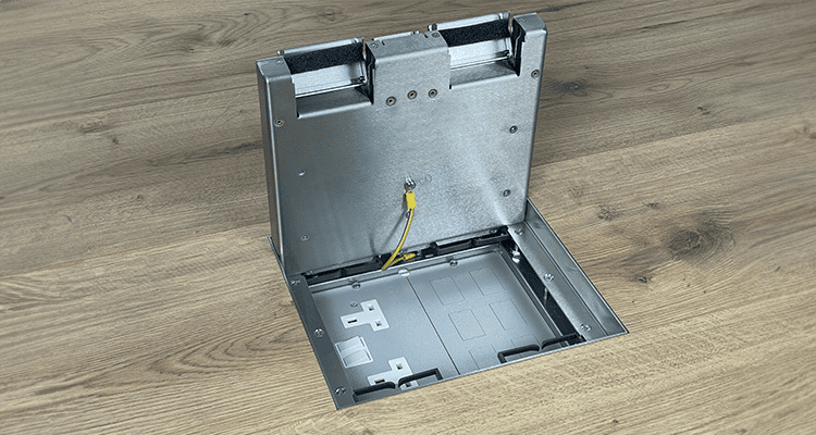 Gazelle Elite Trimless Floor Box gallery thumbnail 6